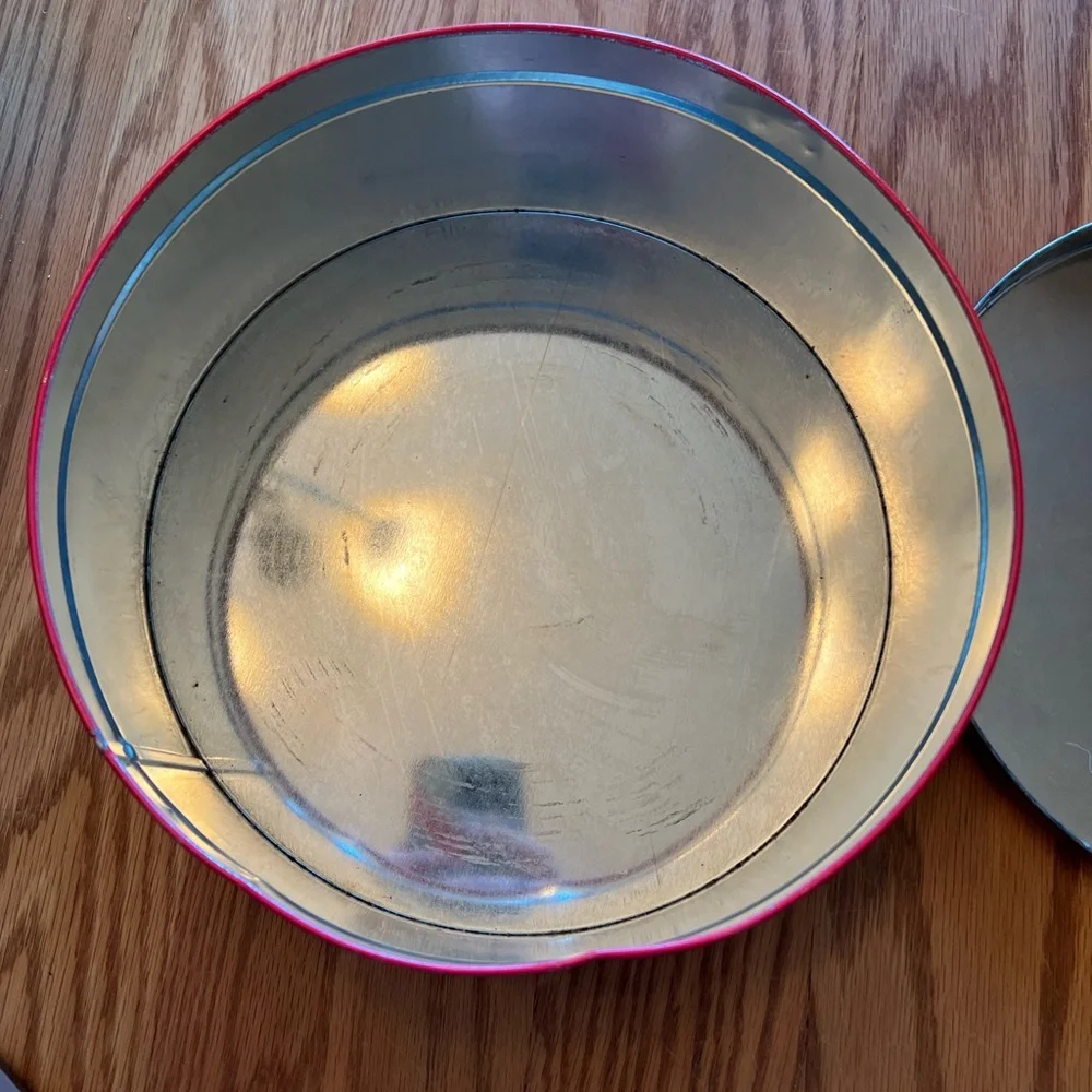 Vintage Keebler Christmas Metal Cookie Tin
